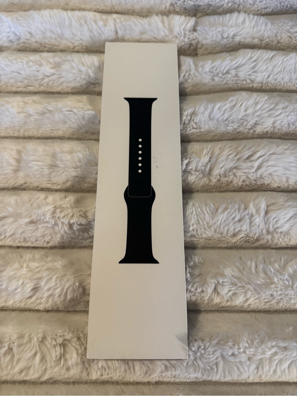 New in box. Apple Watch black band. 45mm. Size large